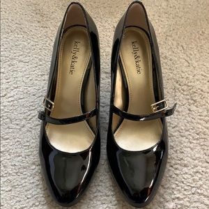Kelly & Katie Black Caris Heels 9.5